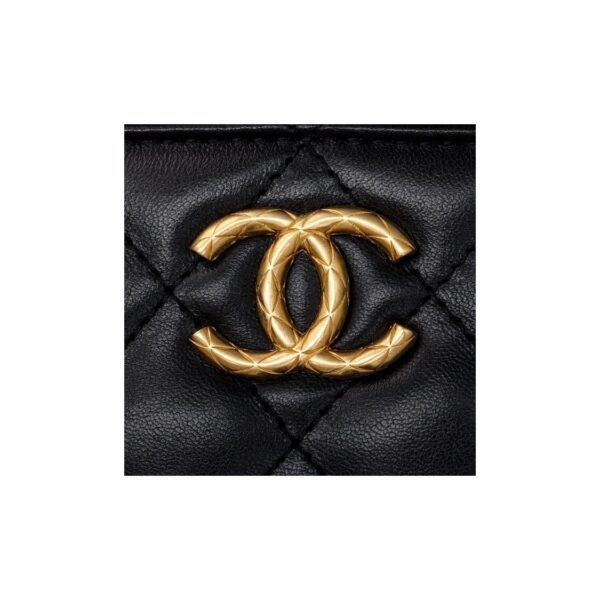 CHAENL 22K FLAP BAG WITH ADJUST CHAIN