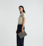 30 Montaigne Dea Pouch