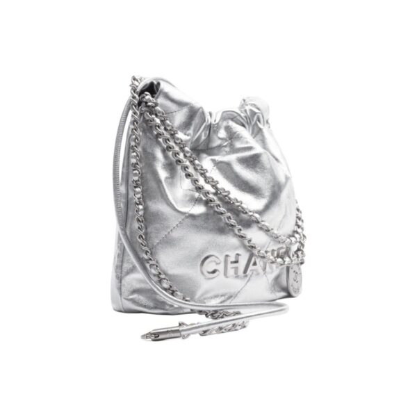 CHANEL 22 MINI HANDBAG Silver
