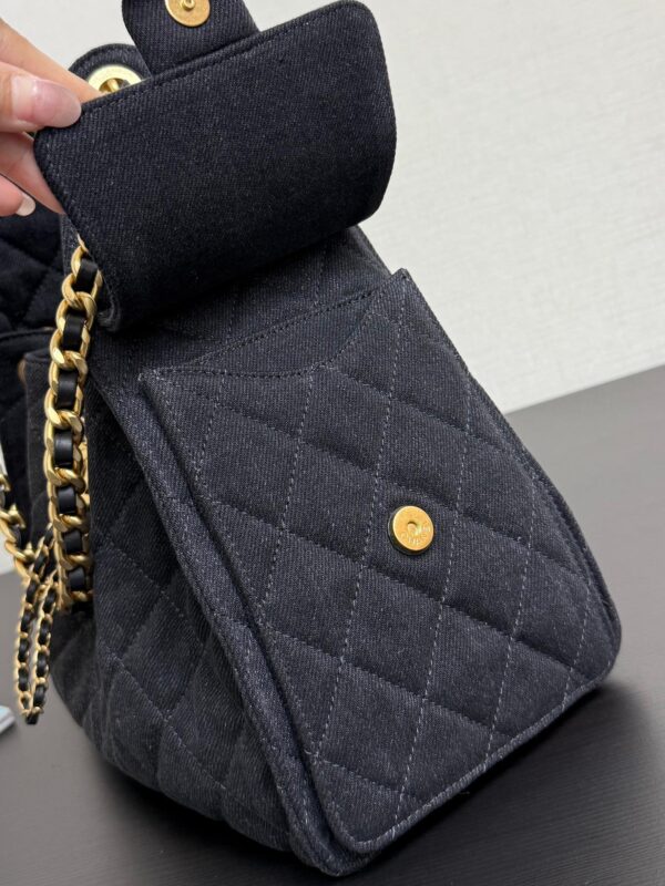 CHANEL 25 small denim handbag