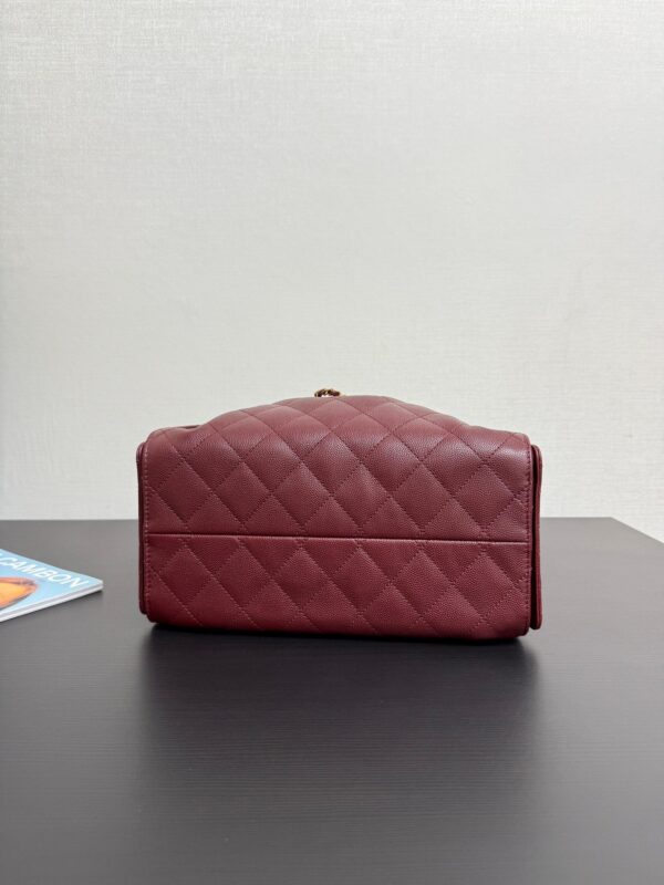 25 Advanced Handicraftshop Series   CHANEL 25 small handbag