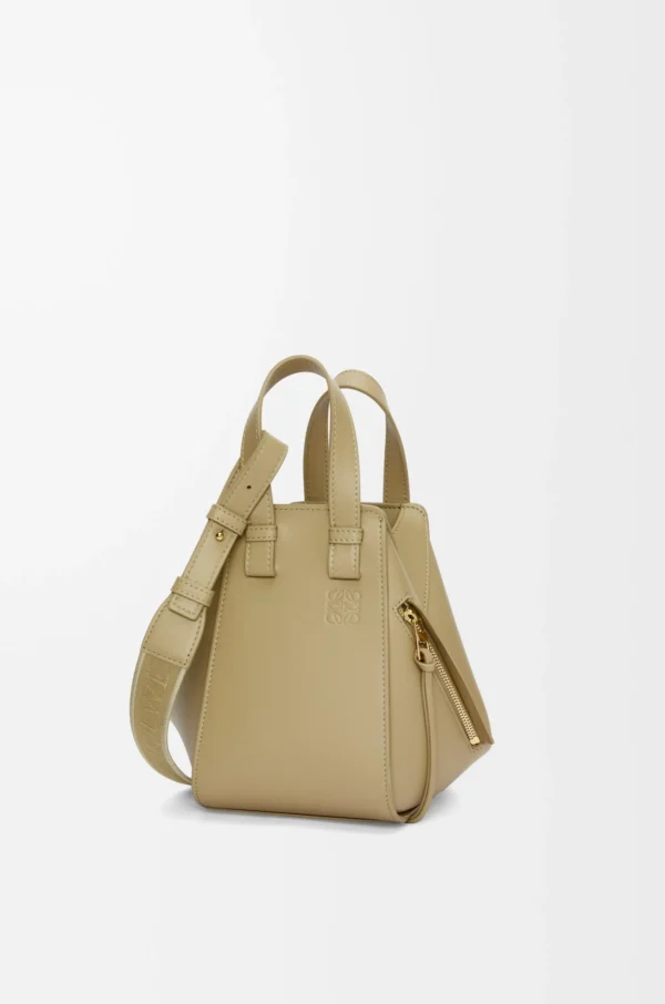 Compact Hammock bag in satin calfskin